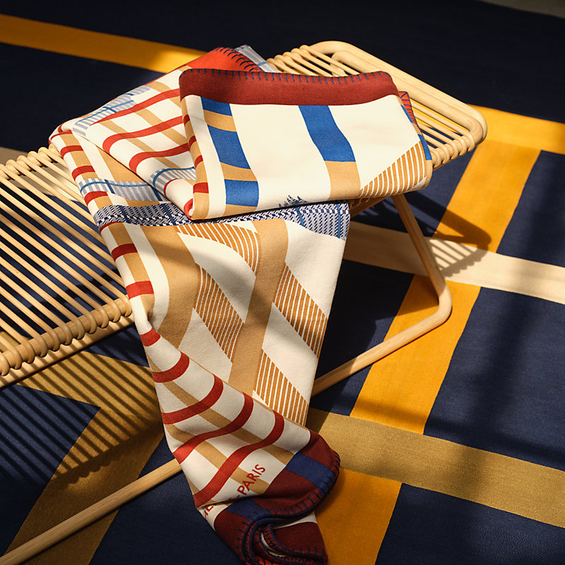 *ラグジュアリー空間を演出*【HERMES】Horse Box Shelf Box of tricks | Hermès Mainland China
